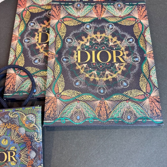 Set of five (5) Dior Holiday Luminere 2020 Gift bags, Unused - Picture 6 of 10